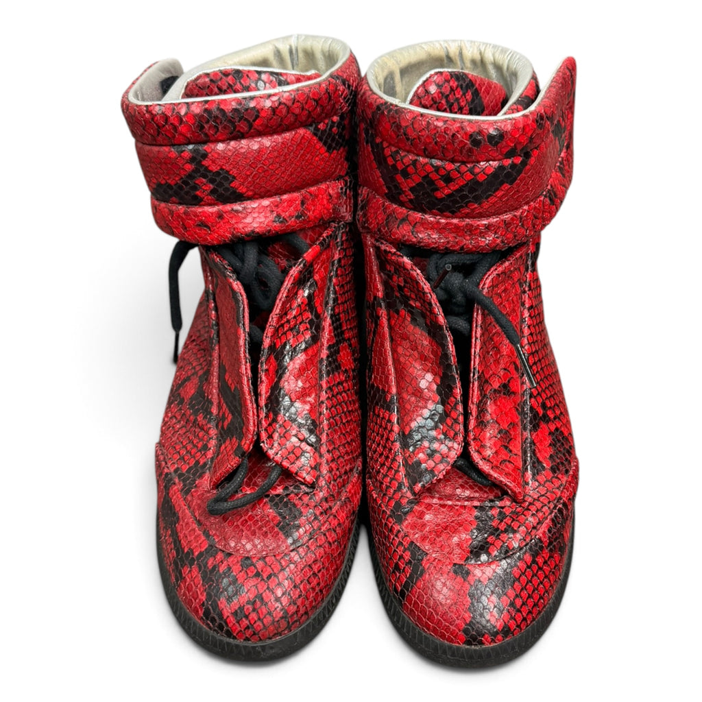 Maison Margiela 2017 Python Future