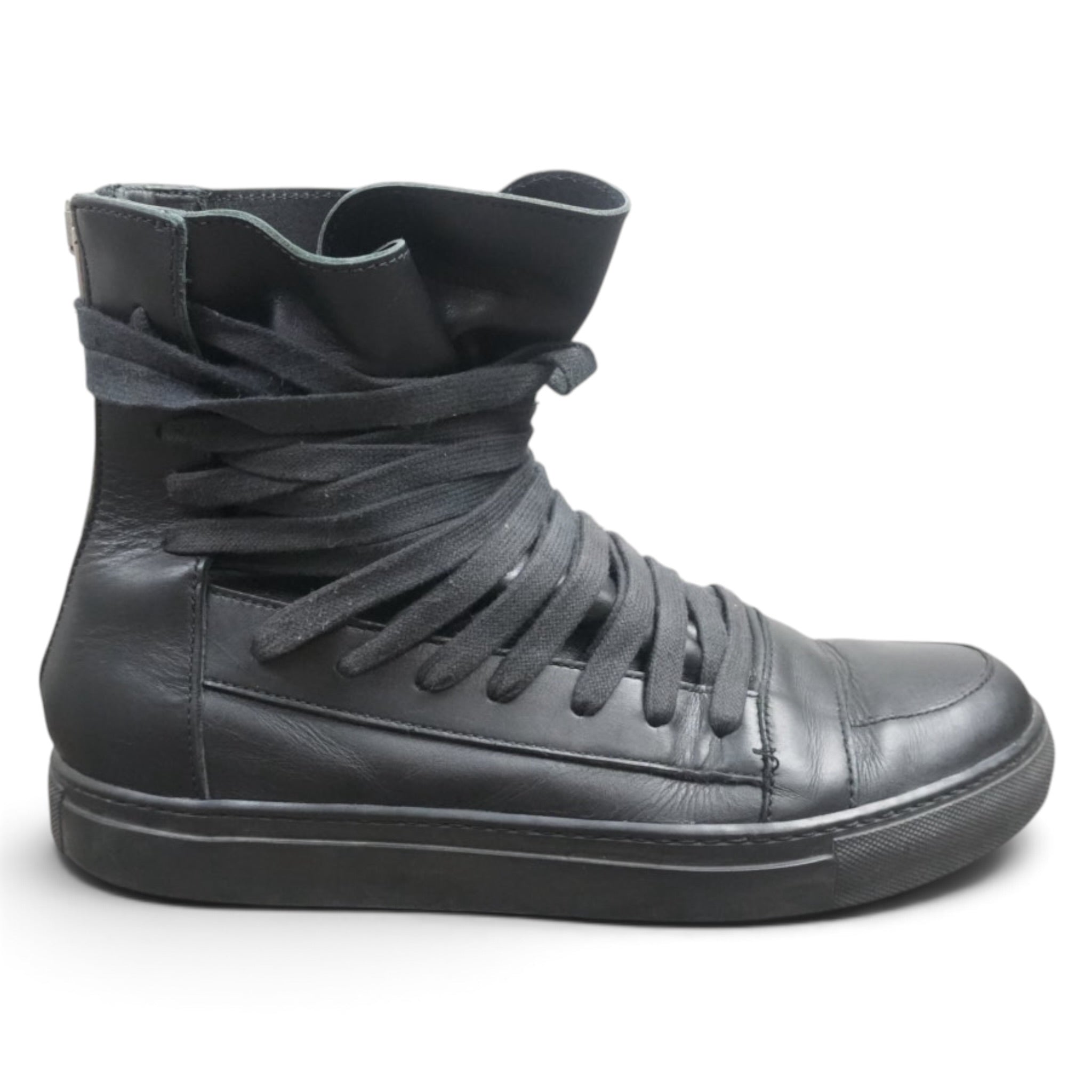 Kris Van Assche black multilaces