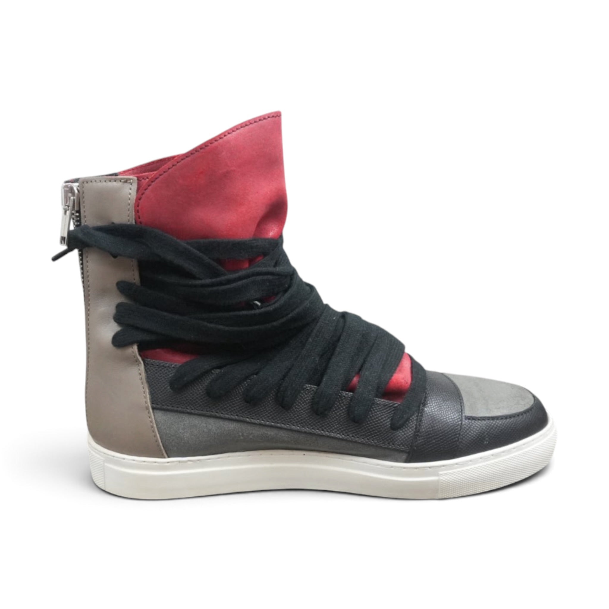 Kris Van Assche multilaces